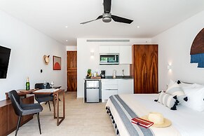 Central Park Lagunas By Sandy Powerful