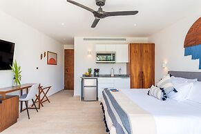 Central Park Lagunas By Sandy Powerful