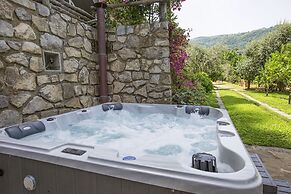 Eterea Charming Suites