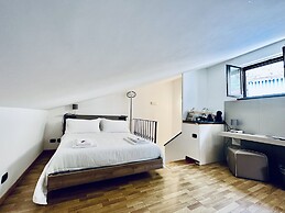 Eterea Charming Suites