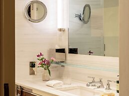 Raffles London at The OWO