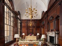 Raffles London at The OWO