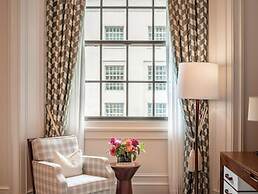 Raffles London at The OWO
