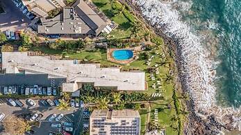 Kamaole Nalu, #104 2 Bedroom Condo by RedAwning