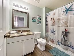 Villa Azul 4 Bedroom Townhouse by RedAwning