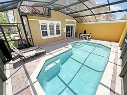 Villa Azul 4 Bedroom Townhouse by RedAwning