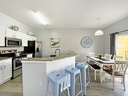 Villa Azul 4 Bedroom Townhouse by RedAwning