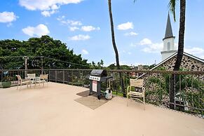 Big Island Kona Plaza by Coldwell Banker Island Vacations