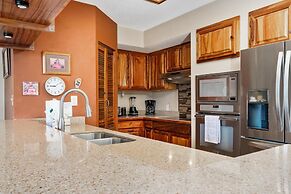 Big Island Kahaluu Bay Villas by Coldwell Banker Island Vacations