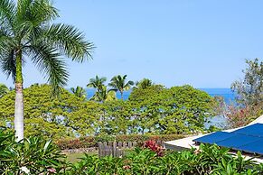 Big Island Kahaluu Bay Villas by Coldwell Banker Island Vacations