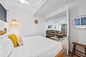 Big Island Kona Mansions 110c 1 Bedroom Condo