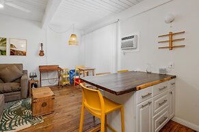 Big Island Kona Mansions 110c 1 Bedroom Condo