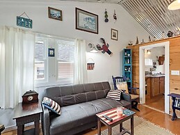 Lighthouse - Q991 Near Sandy Gorgeous Ogunquit Beach 2 Bedroom Cabin b