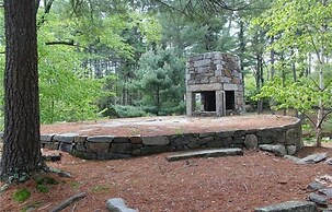 Lighthouse - Q991 Near Sandy Gorgeous Ogunquit Beach 2 Bedroom Cabin b