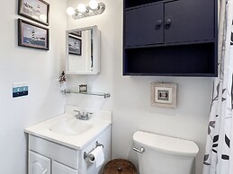 Lighthouse - Q991 Near Sandy Gorgeous Ogunquit Beach 2 Bedroom Cabin b