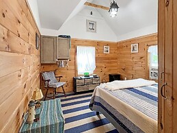 Lighthouse - Q991 Near Sandy Gorgeous Ogunquit Beach 2 Bedroom Cabin b