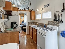 Lighthouse - Q991 Near Sandy Gorgeous Ogunquit Beach 2 Bedroom Cabin b