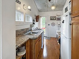 Lighthouse - Q991 Near Sandy Gorgeous Ogunquit Beach 2 Bedroom Cabin b
