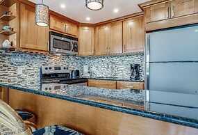 Kihei Surfside, #107 1 Bedroom Condo by RedAwning