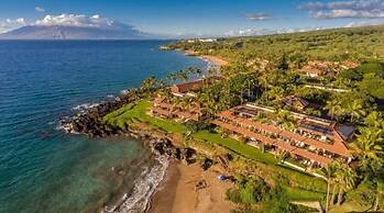 Makena Surf, #e-202 2 Bedroom Condo by RedAwning