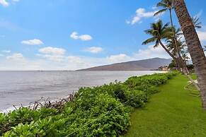 Kihei Beach, #110 2 Bedroom Condo by RedAwning