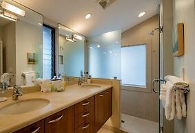 Makena Surf, #g-301-302 4 Bedroom Condo by RedAwning