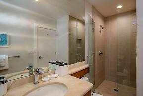 Makena Surf, #g-301-302 4 Bedroom Condo by RedAwning
