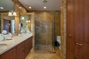 Makena Surf, #g-301-302 4 Bedroom Condo by RedAwning