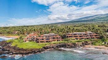 Makena Surf, #g-301-302 4 Bedroom Condo by RedAwning