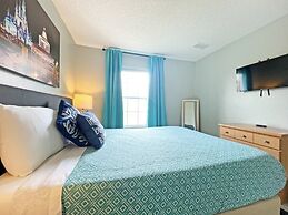 Pompano Place 3 Bedroom Townhouse by RedAwning