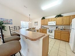 Park Villa 4 Bedroom Villa by RedAwning