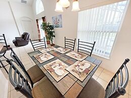 Park Villa 4 Bedroom Villa by RedAwning