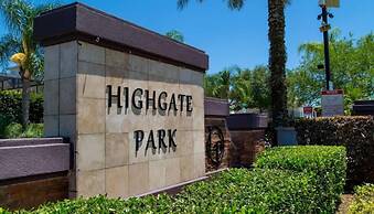 Park Villa 4 Bedroom Villa by RedAwning