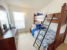 Park Villa 4 Bedroom Villa by RedAwning