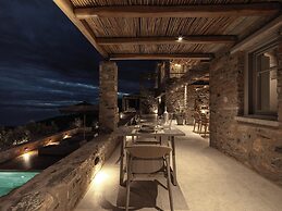 Aphrodite Suite by Peliva Nature Suites