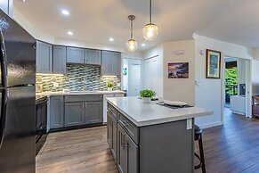 Maui Banyan by Coldwell Banker Island Vacations