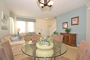 Secret Garden Villa 4 Bedroom Home by RedAwning