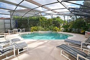 Secret Garden Villa 4 Bedroom Home by RedAwning