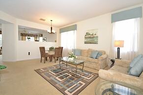 Secret Garden Villa 4 Bedroom Home by RedAwning