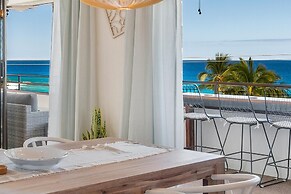 Big Island White Sands Village by Coldwell Banker Island Vacations