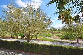 Reunion Retreat 3 Bedroom Home by RedAwning