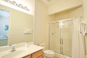 Reunion Retreat 3 Bedroom Home by RedAwning