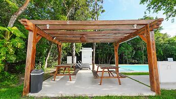 Casa Apolinar I Selvanova I Pool