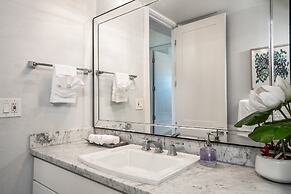 Luana Kai C306 2 Bedroom Condo