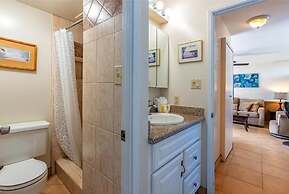 Kamaole Nalu, #404 2 Bedroom Condo by RedAwning