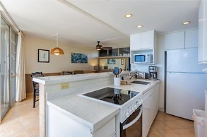 Kamaole Nalu, #404 2 Bedroom Condo by RedAwning