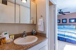Kamaole Nalu, #404 2 Bedroom Condo by RedAwning