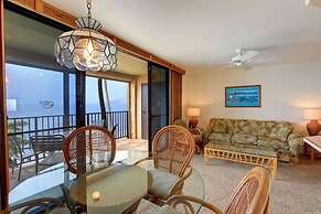 Kihei Beach, #407 1 Bedroom Condo by RedAwning