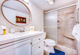 Kihei Surfside, #109 1 Bedroom Condo by RedAwning