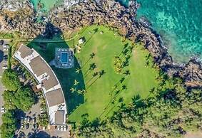 Kihei Surfside, #109 1 Bedroom Condo by RedAwning